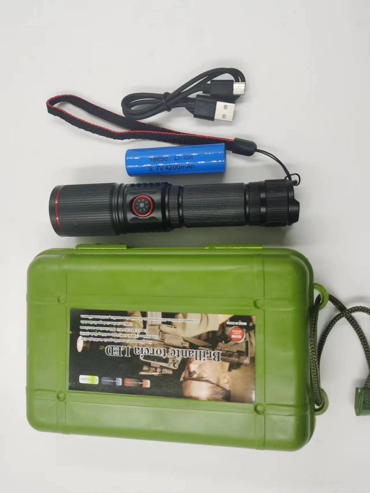 New Long-Range High-Intensity Flashlight: Led Tactical Flashlight With White Laser Type-C Rechargeable Aluminum Alloy Telescopic Zoom Item Picture