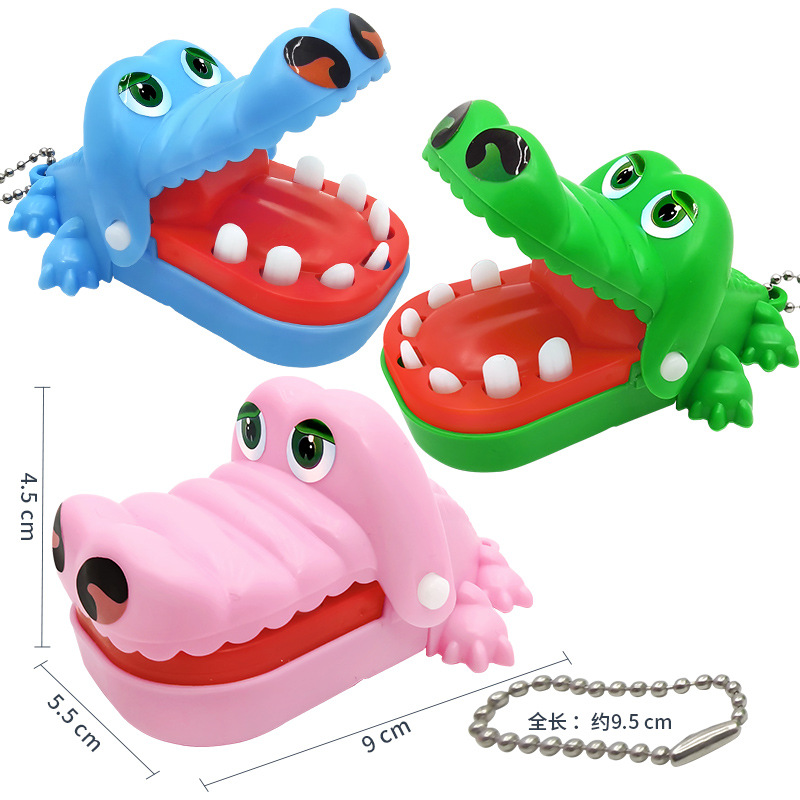 Mini hand-biting crocodile with keychain, new and unique small gifts, hand-biting little crocodile toys, prank crocodile wholesale Item Picture