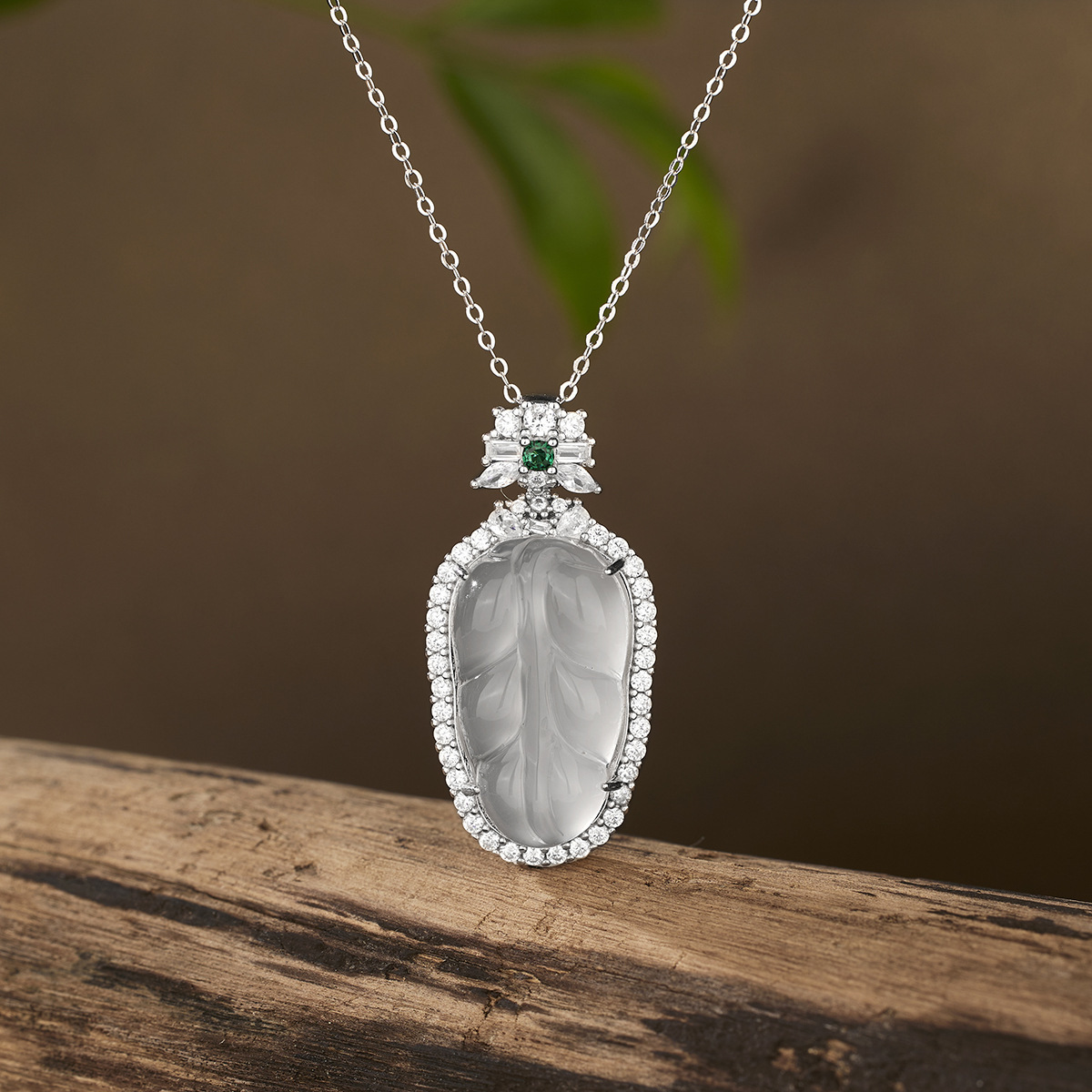 Wholesale of new natural high ice chalcedony leaf pendant necklace with ethnic style for girls details Picture