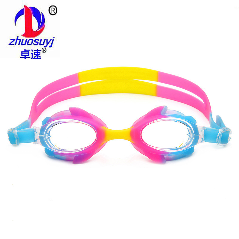 泳镜实物图