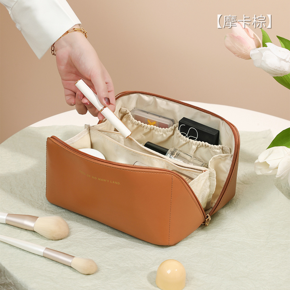 Bolsa cosmética minimalista almohada portátil bolsa cosmética bolsa de almacenamiento bolsa de viaje bolsa de tocador bolsa de maquillaje influenciador Application Scenario