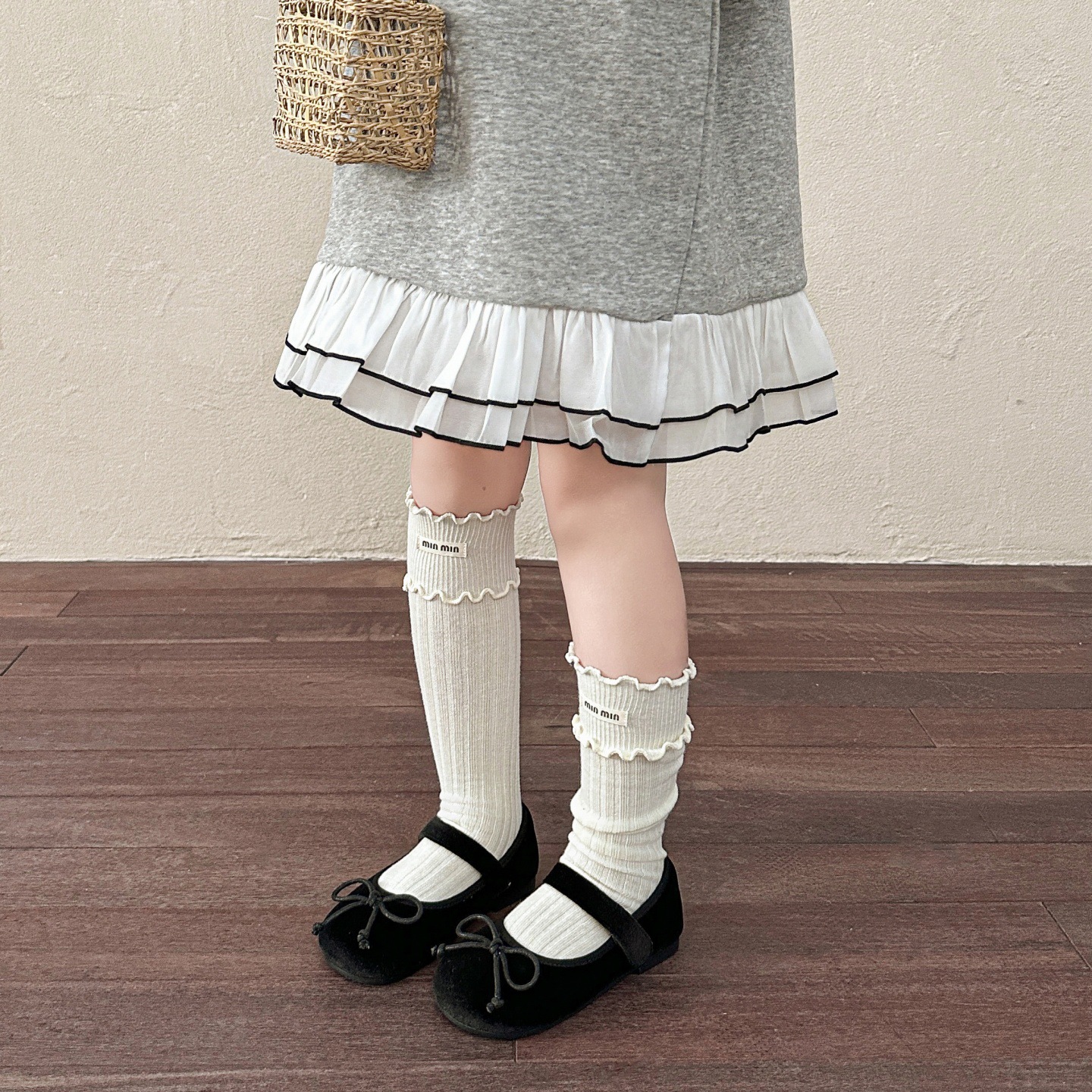 Children's Socks 2025 Autumn/Winter New mid-calf socks for girls, Korean-style double black fungus edge cloth label socks, baby pile socks Specification image