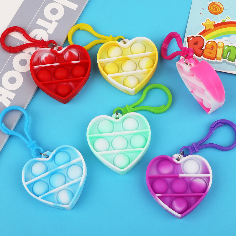 2024新款情人节钥匙扣爱心捏捏乐包包挂件泡泡减压玩具工厂直销
