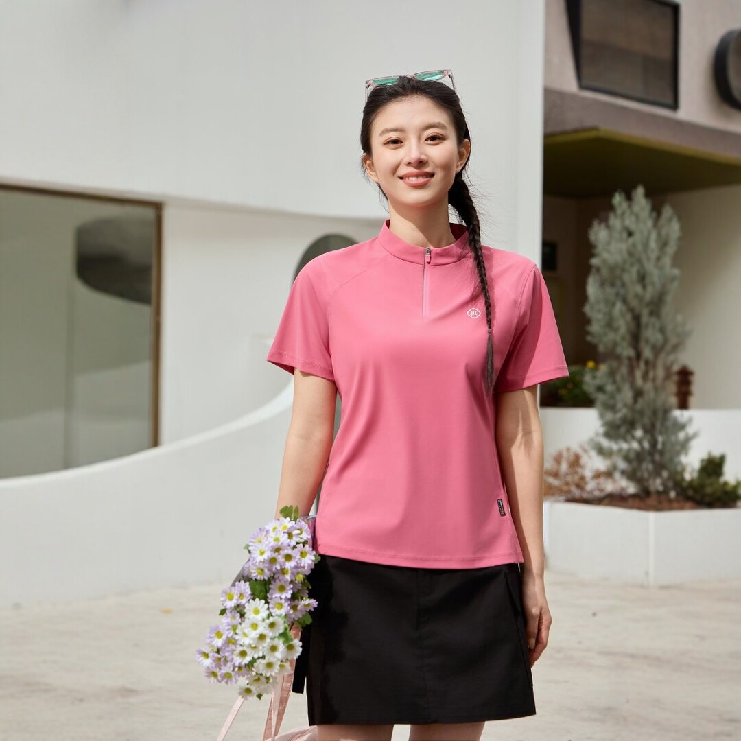 Summer 26 short-sleeved half-zipper slimming yoga top for women, breathable and quick-drying T-shirt, outdoor sports 800 Application Scenario