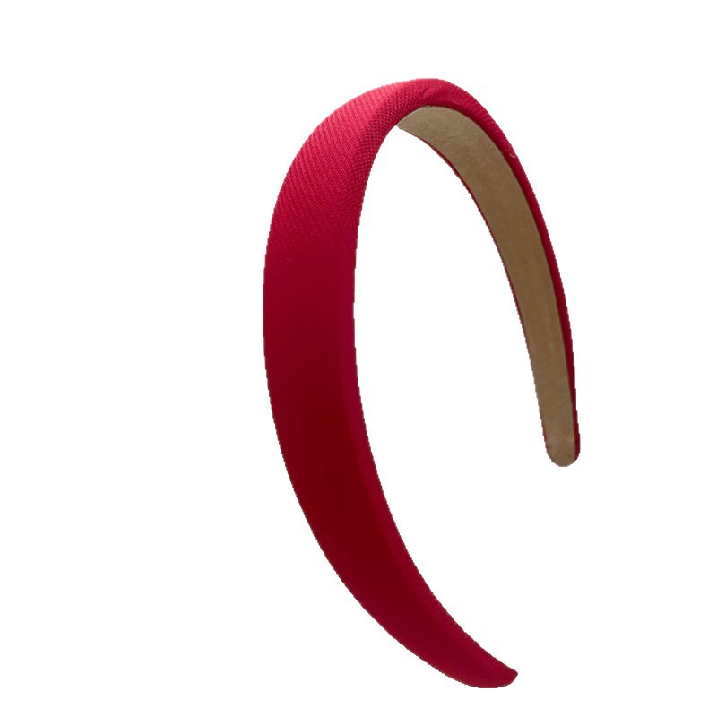 The Korean-style satin solid color daily hairband is versatile and can be worn with an outer hairpin. It's a sweet high-head headband and headwear for girls Item Picture