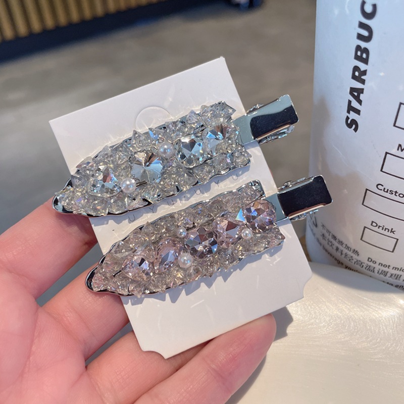 Exquisite crystal seamless clips, duckbill clips, high-end forest-style charm, side clips, bangs clips, broken hair clips, hairpins and hair accessories