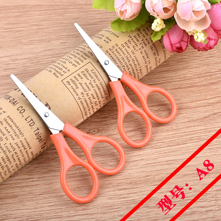 Wholesale of sewing kits, small scissors, stainless steel yarn shears, trimming scissors, bandage scissors, children's scissors, and small scissors in stock Specification drawing