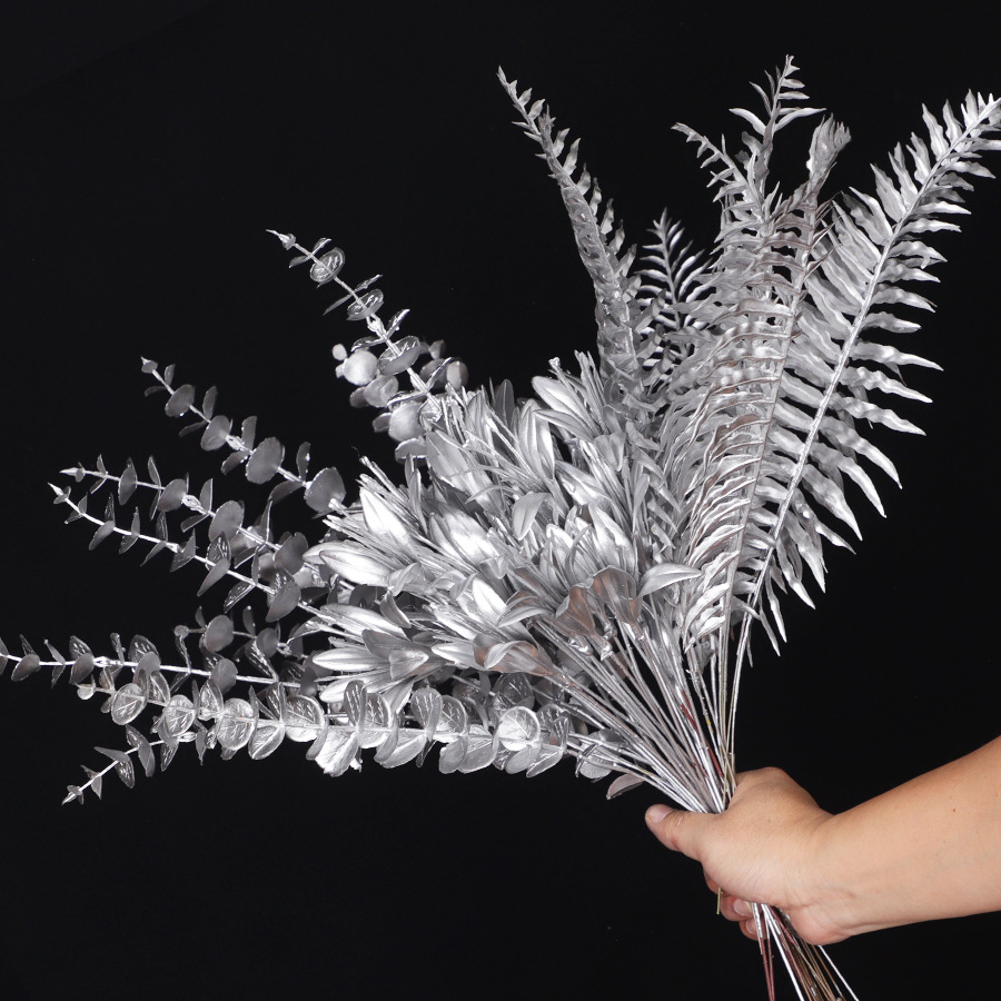 银色仿真花年宵花银色尤加利银色叶子银杏叶假花福桶插花新年摆件细节图