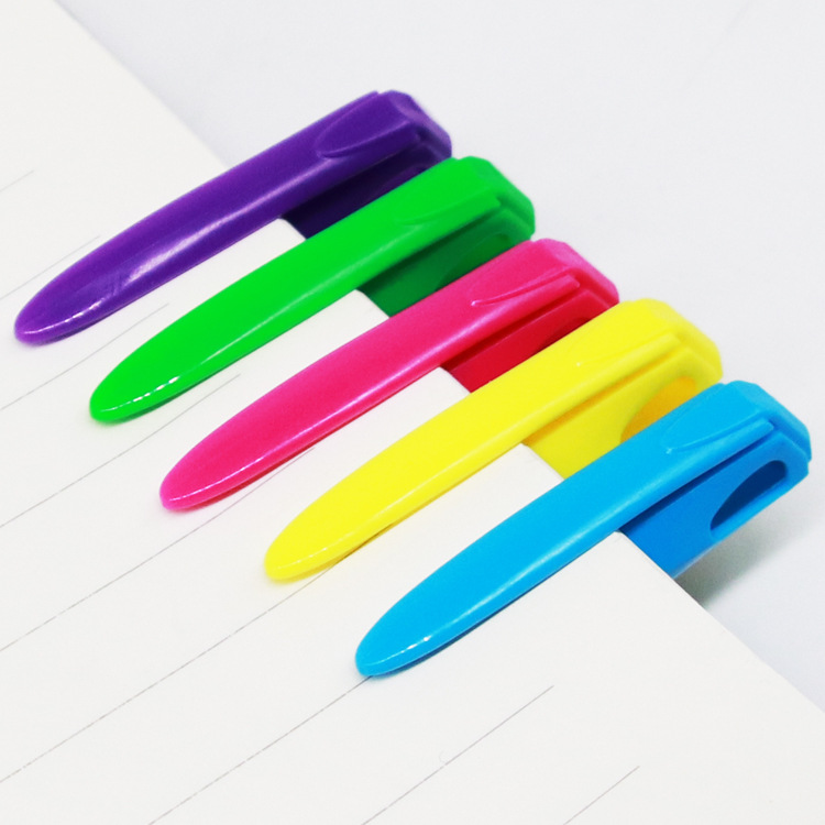 Yalong Cross-border has newly designed a 0.7mm ballpoint pen with a spiral crystal barrel and a ballpoint pen with a logo as stationery Item Picture
