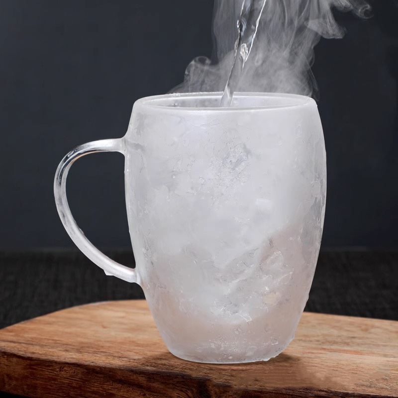 Transparent glass double-layer cup, household milk tea, coffee drinking cup with handle, heat-insulating tea brewing cup, high borosilicate tea Application Scenario