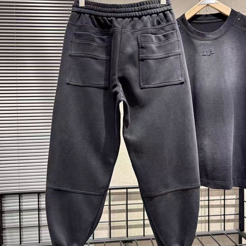 In 2025, the new men's trendy brand of tight-fitting casual pants in solid colors, Spring and Autumn, is a popular, stylish and versatile choice for men details Picture