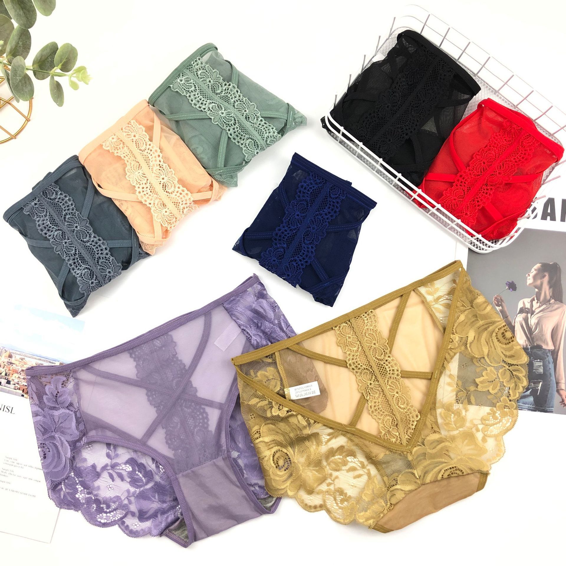 Best-selling women's lace underpants, breathable and sexy, with fine straps, cross-cut, high-elasticity, mid-waist, and graphene antibacterial crotch 7372