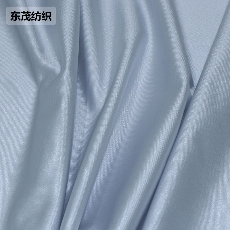 男士衬衫实物图