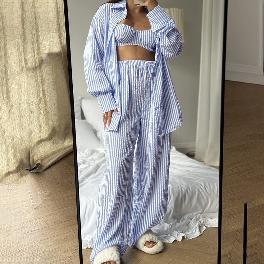 A new spring/summer striped three-piece pajama set from Europe and America, soft, loose and skin-friendly for women, suitable for cross-border wear in 2026