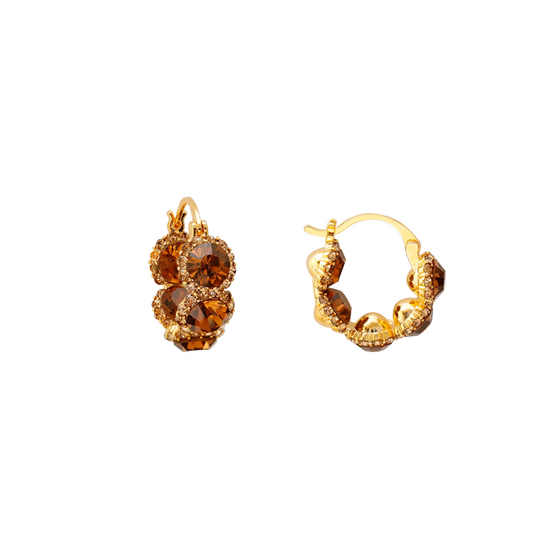 Hyacinth's Douyin live stream bestseller retro Hong Kong-style zircon circle ear buckles, with a unique design sense, light luxury and high-end fashion earrings for women Item Picture