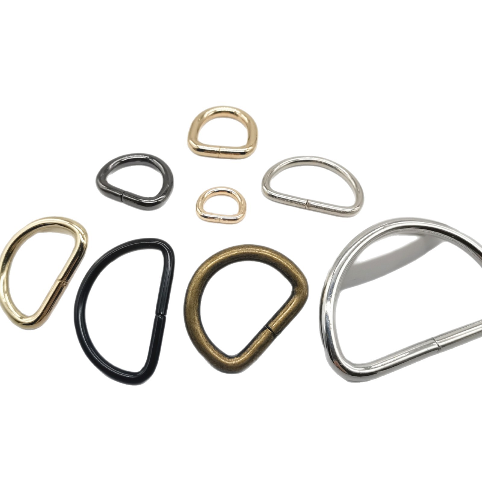 Factory wholesale iron wire D-buckle, V-shaped buckle, mouth buckle, luggage webbing, hardware accessories, metal pull core buckle, square buckle Item Picture