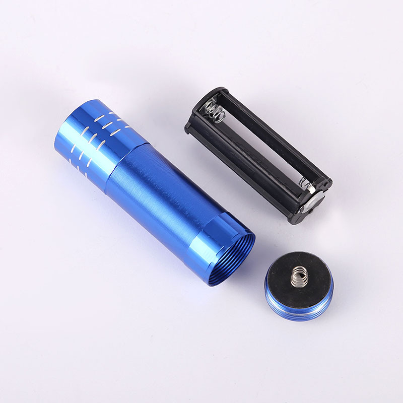 Jiuliangjiu LED Mini Tactical Flashlight, small flashlight flashlight Application Scenario
