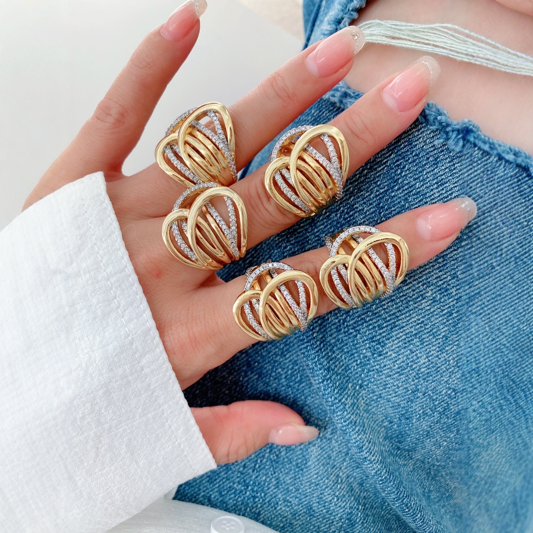 Cross-border bestseller copper zircon 18K gold electroplated bracelet, ring, earring, necklace set, personalized, fashionable, simple and versatile Specification image