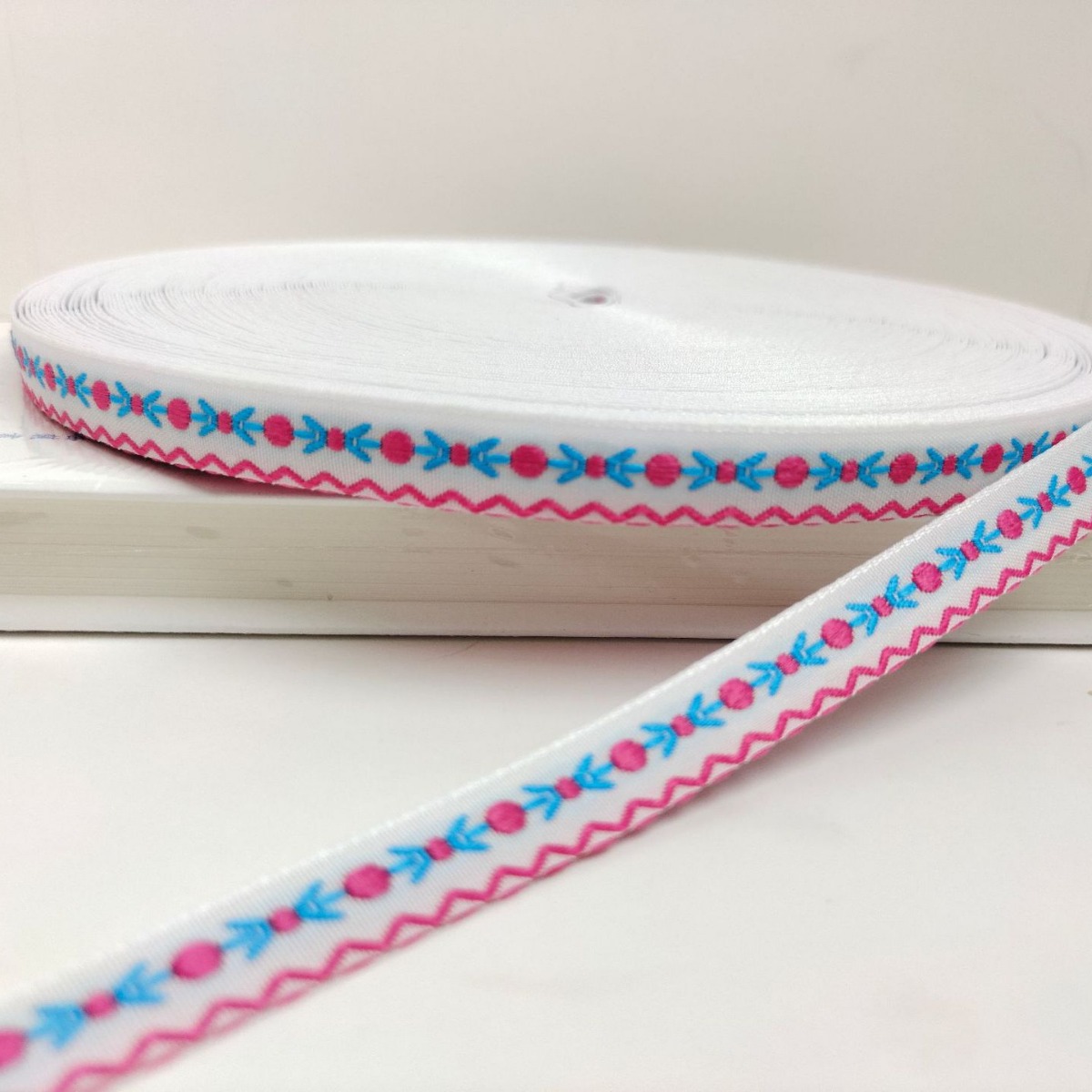 1.2cm black ear-trimmed bow webbing, ethnic style webbing, hair accessories, headwear webbing, ethnic clothing and accessory lace Specification image