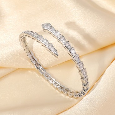 High-end light luxury full diamond snake bone bracelet, spring smooth body, elastic snake-shaped opening couple diamond-encrusted bracelet, copper micro-encrusted bracelet