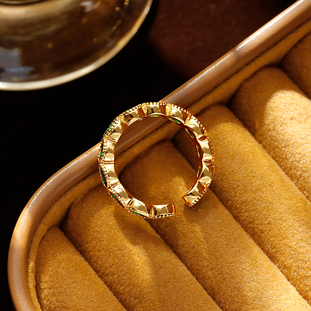 树脂工艺品实物图