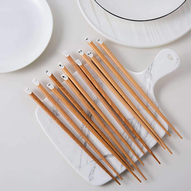 日式卡通实木筷子家用一人一筷家庭装高档区分分人分餐木筷子产品图