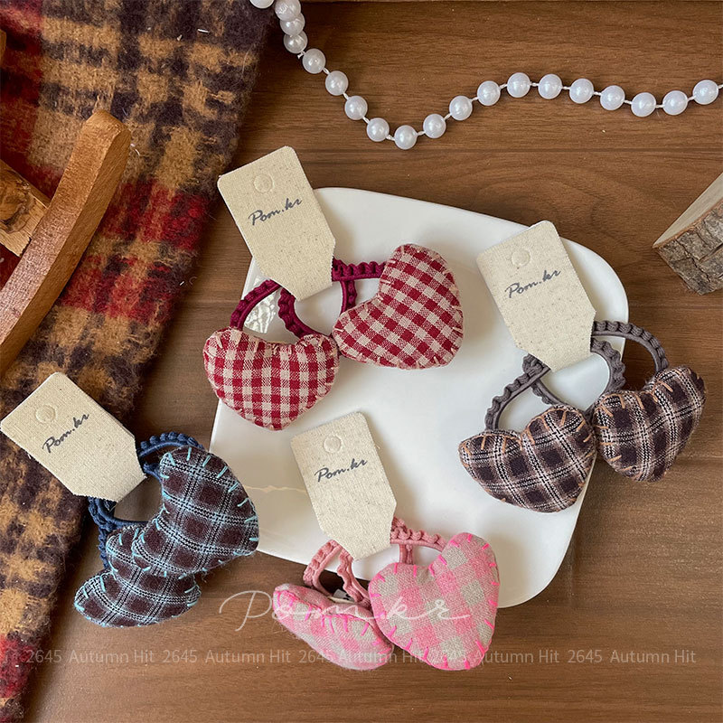 New Korean autumn and winter retro checkered heart-shaped hair band, soft and cute double heart-shaped headband, Korean girlish style hair tie