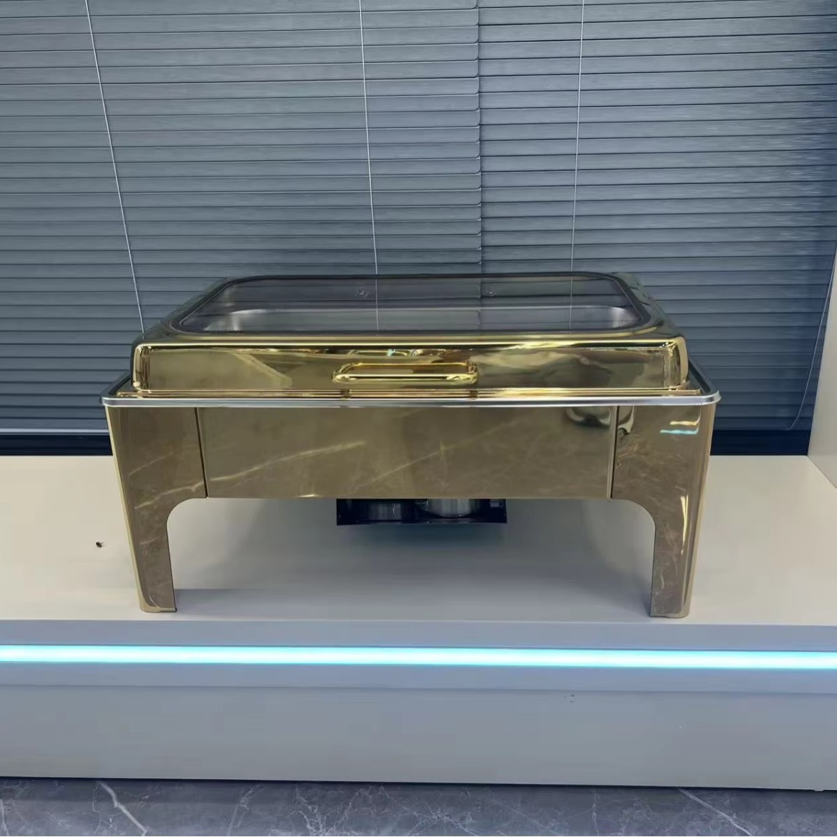 Stainless steel luxury restaurant hotel wedding buffet heater set, fuel heating 9L, golden food insulation Application Scenario
