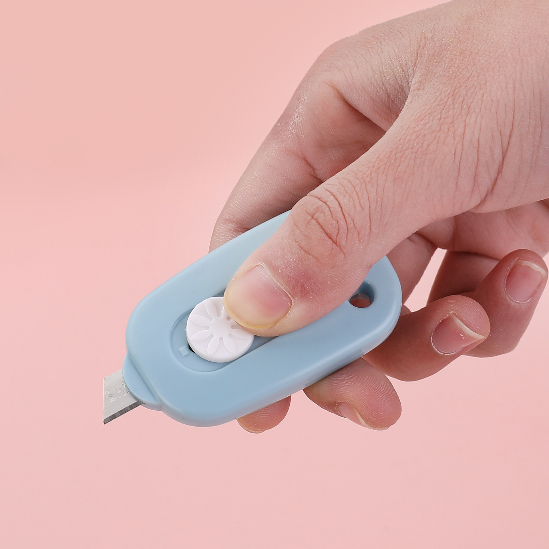 Pioneer 8144 Mini Utility knife, ins express package opening, student handicraft art homework, paper cutting, office details Picture