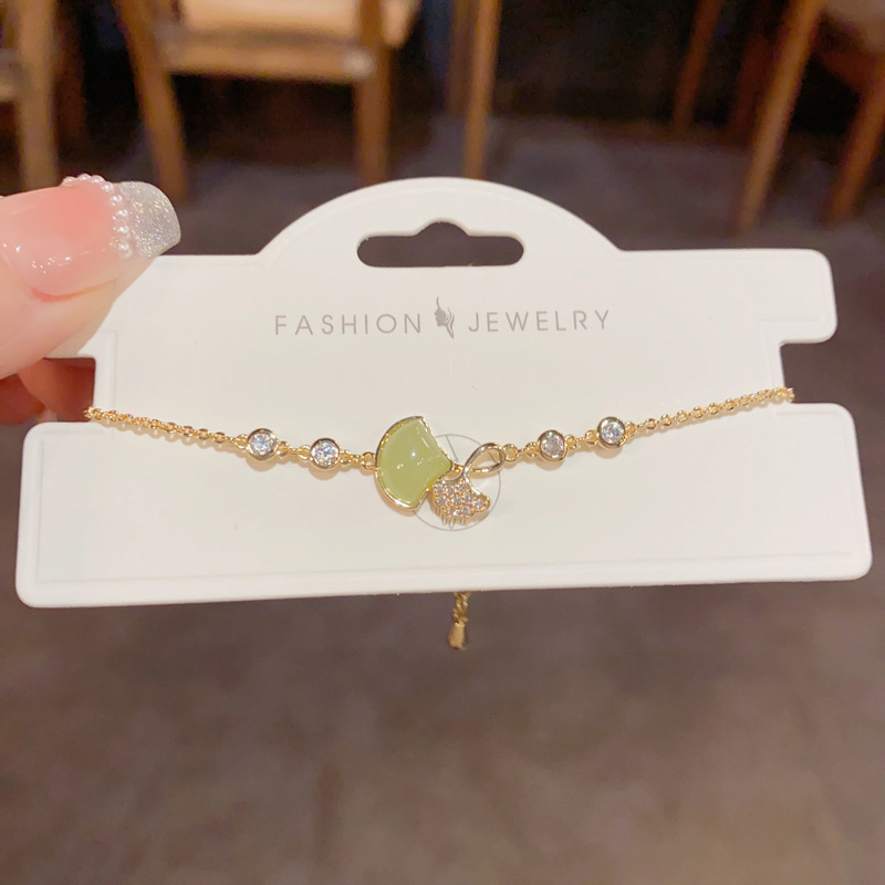 手链/手串/手链女/端午红绳/四叶草手链细节图