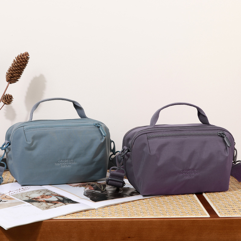 New fashionable and simple shoulder bag, casual water-resistant nylon bag, versatile crossbody bag Application Scenario