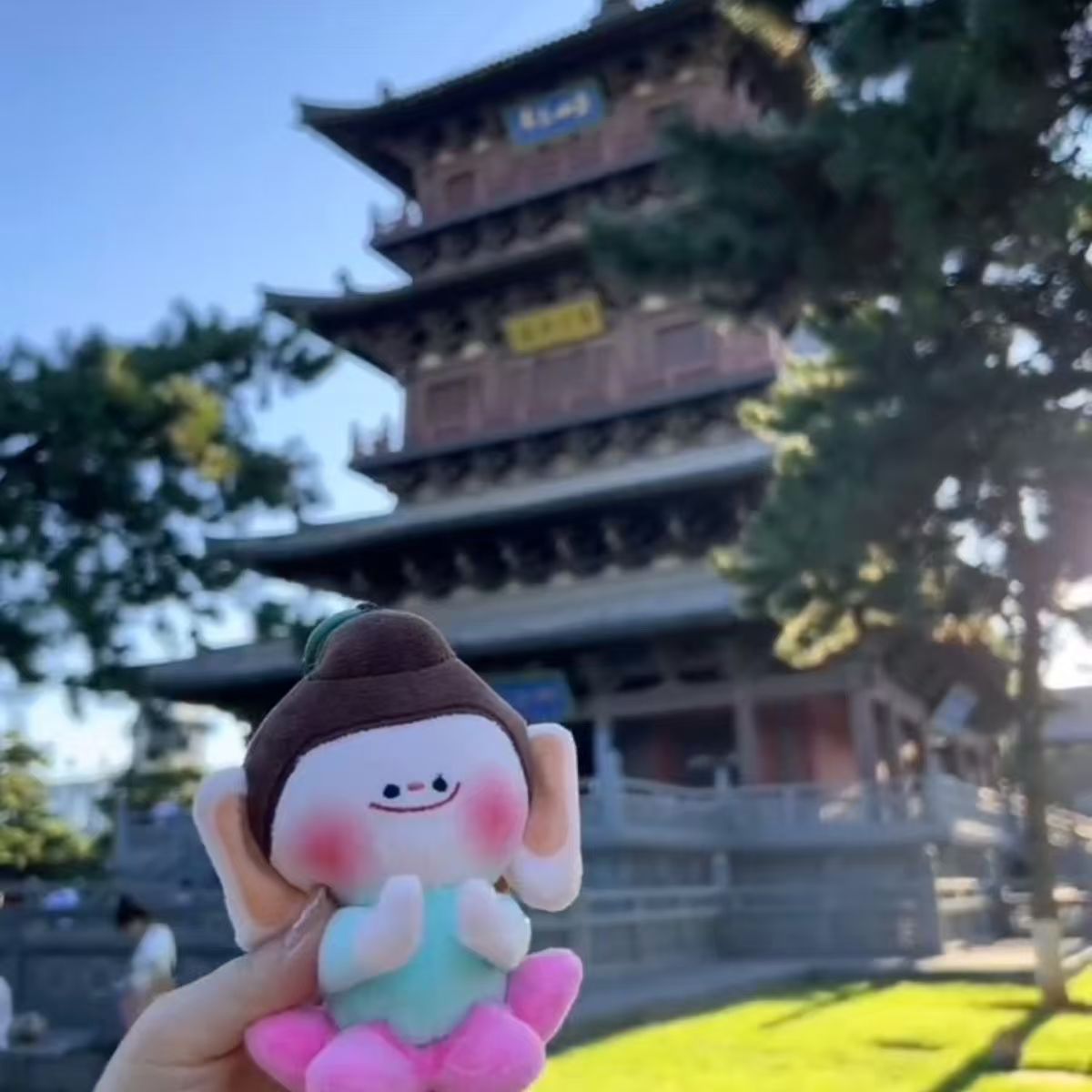 The Da Tong Cultural and Creative Buddha Little Companion, Yungang Grottoes, Heshi Little Buddha Bag Pendant, car Hanging, plush toy, and figurine pendant are super cute Application Scenario