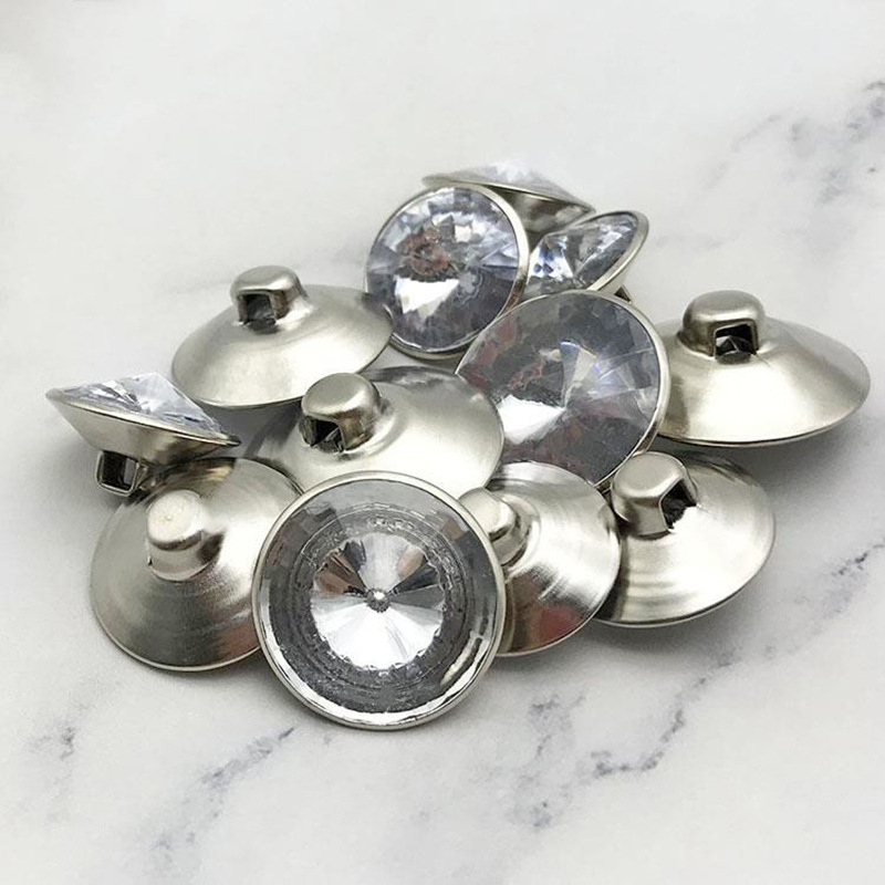 Simple style, colorful acrylic sofa furniture, transparent buckles, round stainless steel clothing, DIY hand-sewn buttons Specification image
