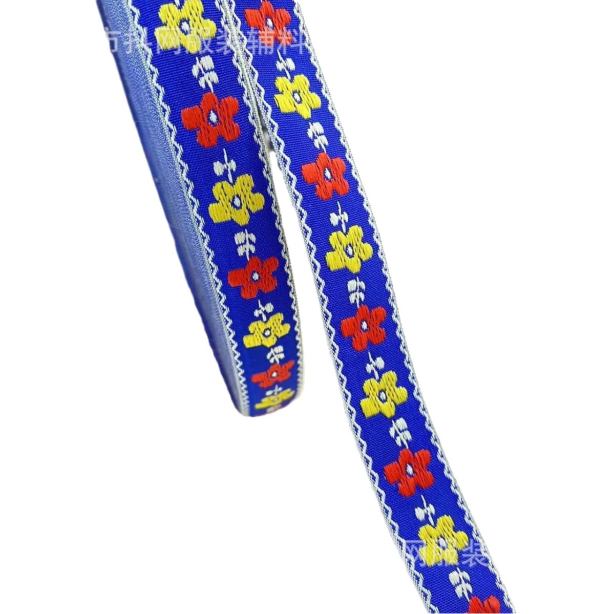 1.9 (ج) عروض الأزياء التنينية ذات الرسوم الكرتونية Item Picture