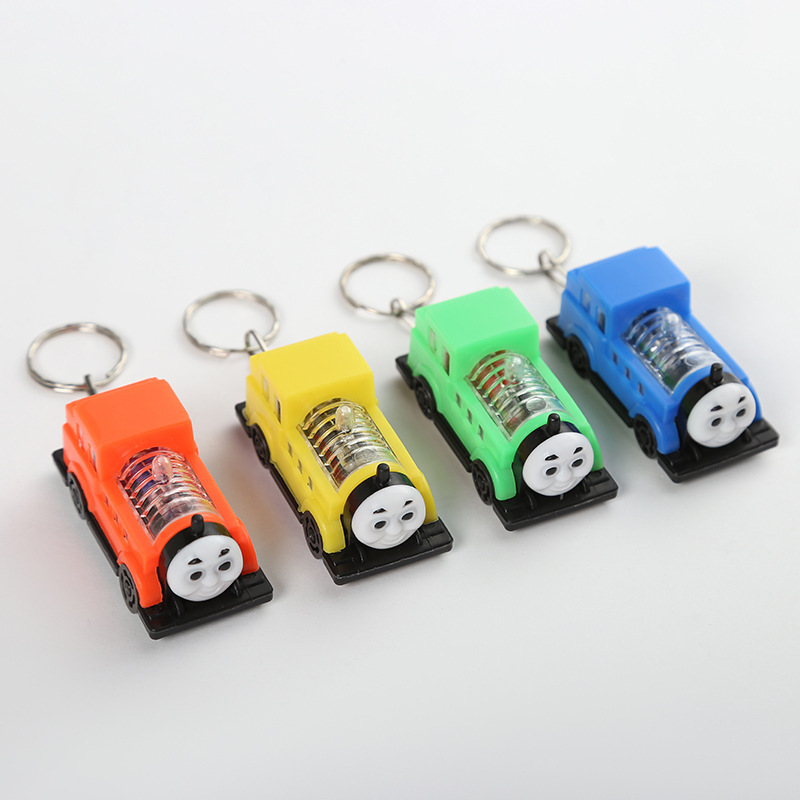 厂家批发卡通玩具车发光钥匙扣车子小火车玩具迷你儿童玩地推挂件