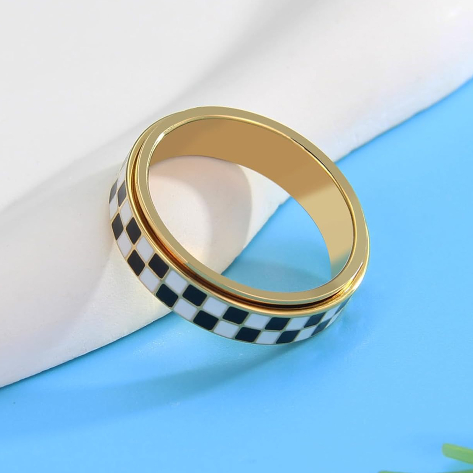 Amazon cross-border European and American classic 304 stainless steel black and white checkered ring, rotatable personalized checkerboard ring Specification image