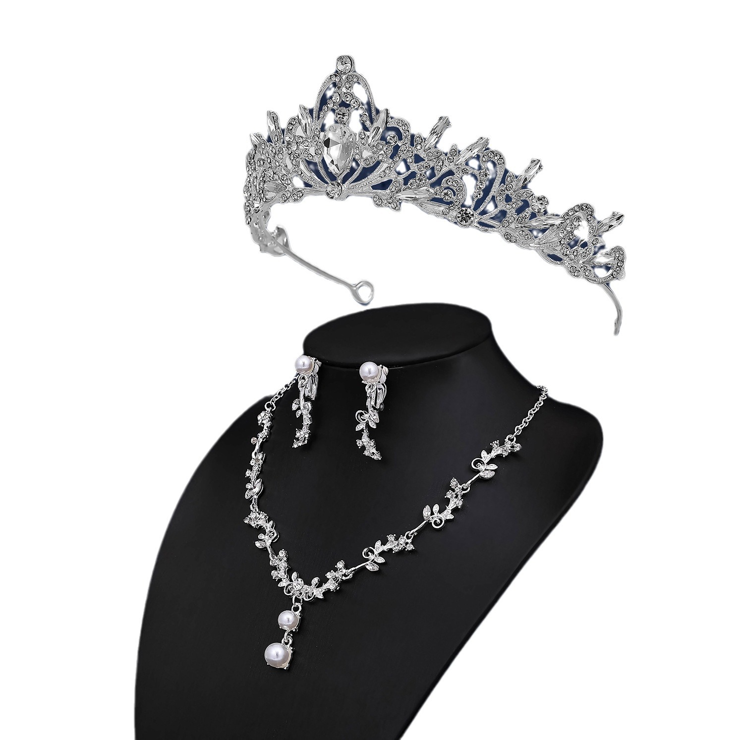 European and American luxurious and elegant bridal chain, three-piece set, hair accessories, ornaments, high-end wedding necklace, earrings, crown Item Picture
