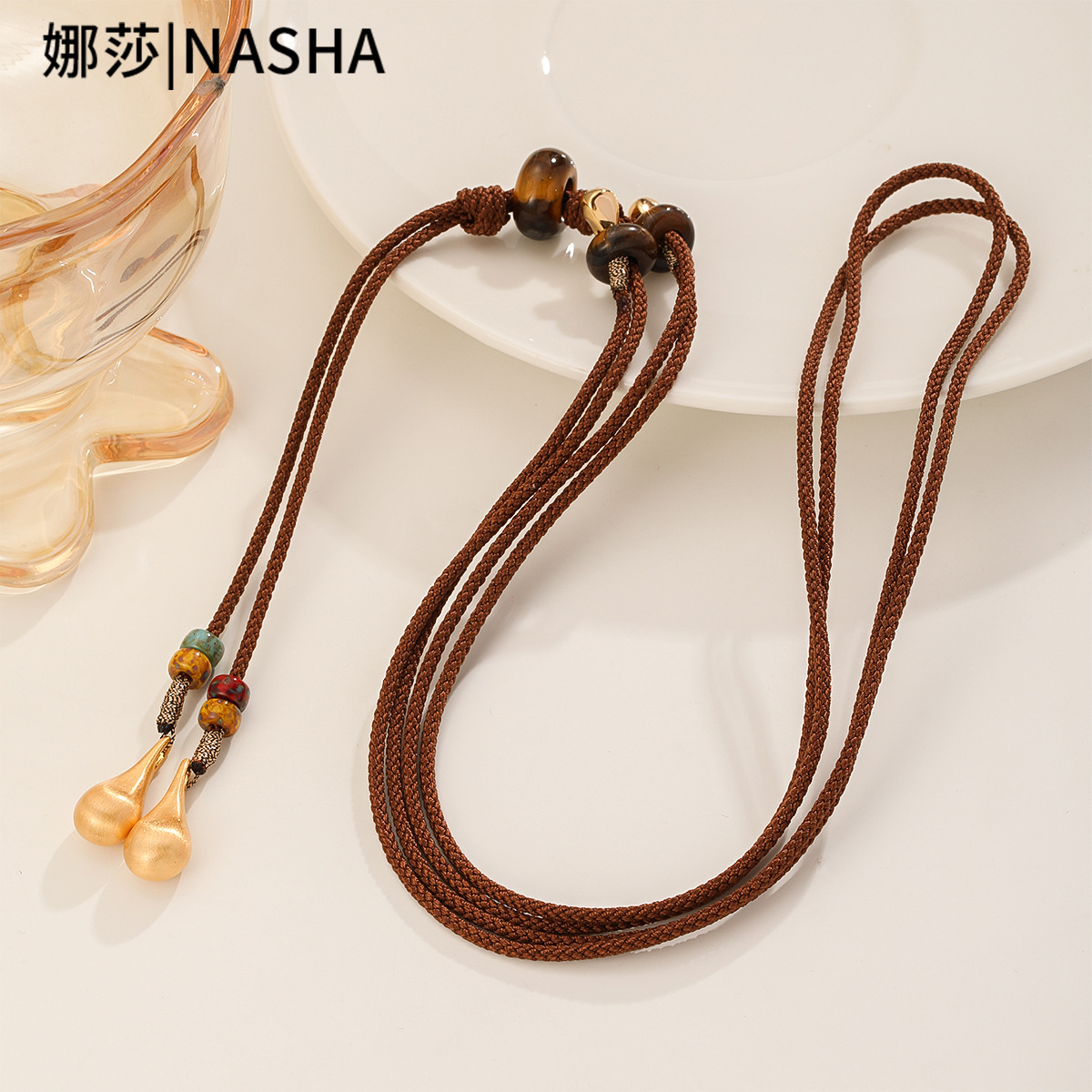 Nasha Ethnic style hand-woven long pendant necklace, suitable for both men and women, retro sweater chain, versatile pendant details Picture