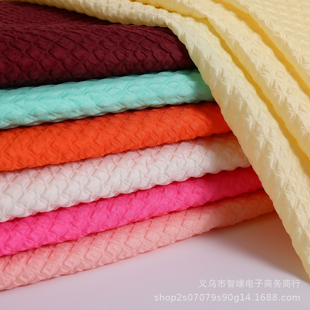 Three-dimensional square embossed bubble fabric, flower packaging materials, luggage, sleeves, headwear, accessories, double-layer bubble wrinkled fabric, composite fabric details Picture