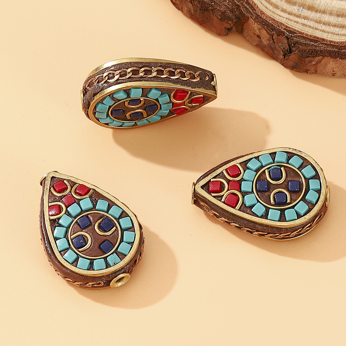 Nepalese Bohemian-style hand-inlaid copper bead pendant, ethnic style DIY jewelry accessory, retro bucket bead Specification image