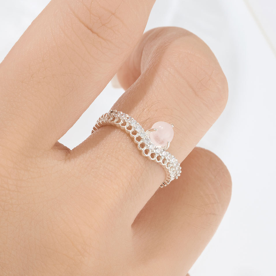 Original factory French sweet rose quartz open ring, copper alloy inlaid zirconium hollowed-out adjustable index finger ring details Picture