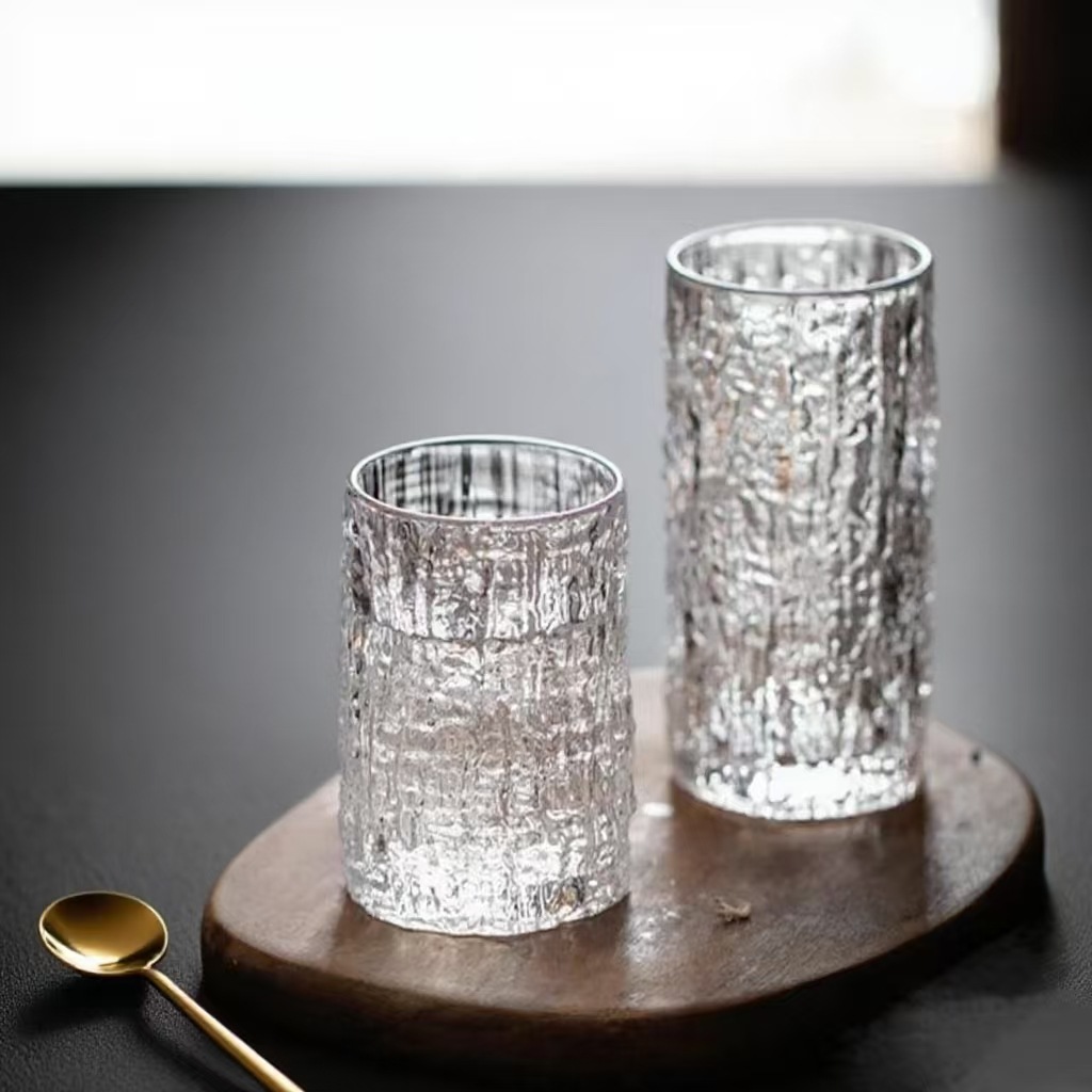 Internet-famous glass cups, coffee cups, mugs, transparent glass cups with handles, red tea cups, cold water cups, household items Specification image