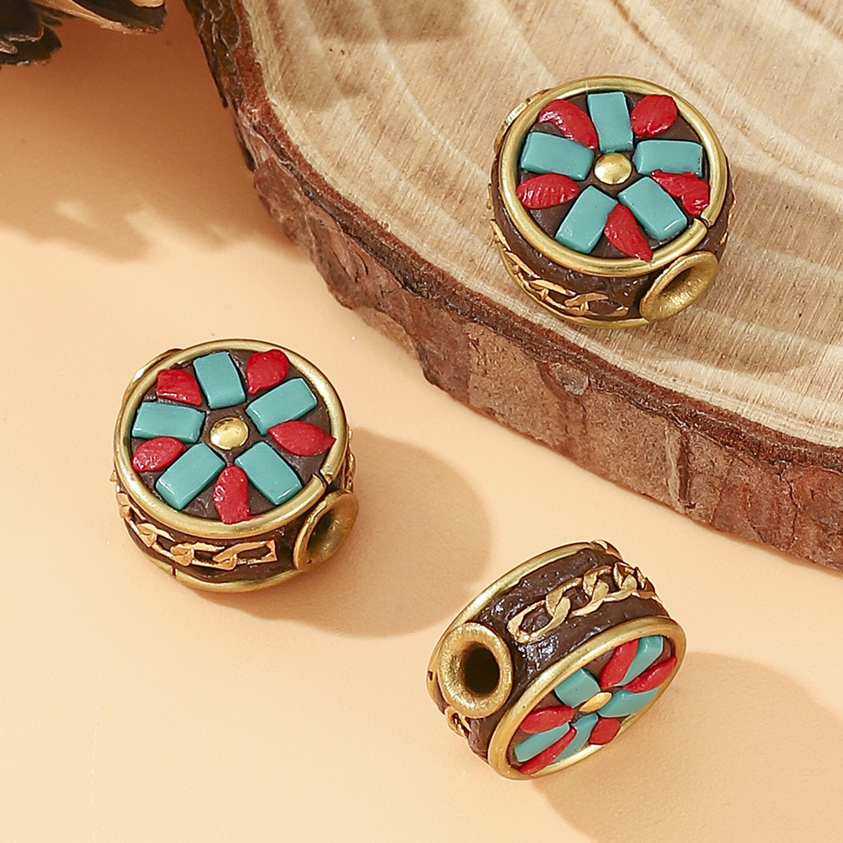 Tibetan-style Nepalese retro bucket bead copper bead inlaid ethnic style DIY jewelry accessories, bead partition cultural play accessories