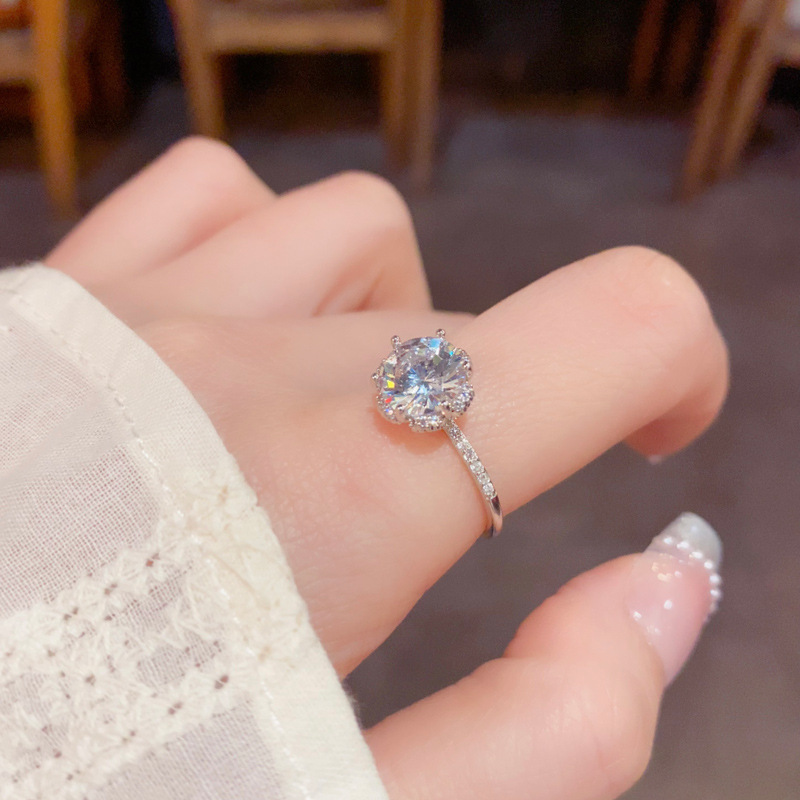 Wholesale of niche cross-border light luxury and high-end diamond-encrusted six-prong ring for women, exquisite, fashionable and versatile design sense index finger ring