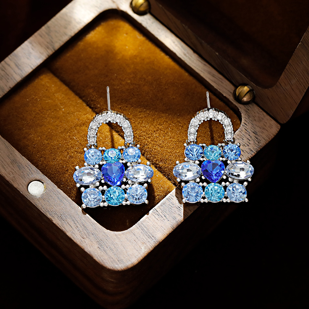 Hyacinth's light luxury and high-end style, full diamond bag earrings, women's niche design sense, super dazzling zirconia versatile ear studs and earrings Application Scenario