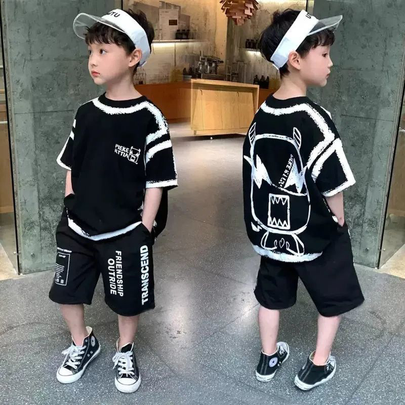Boys' short-sleeved summer pure cotton 2026 new children's clothing, summer fashion, internet-famous, street-blowing half-sleeved top for big boys