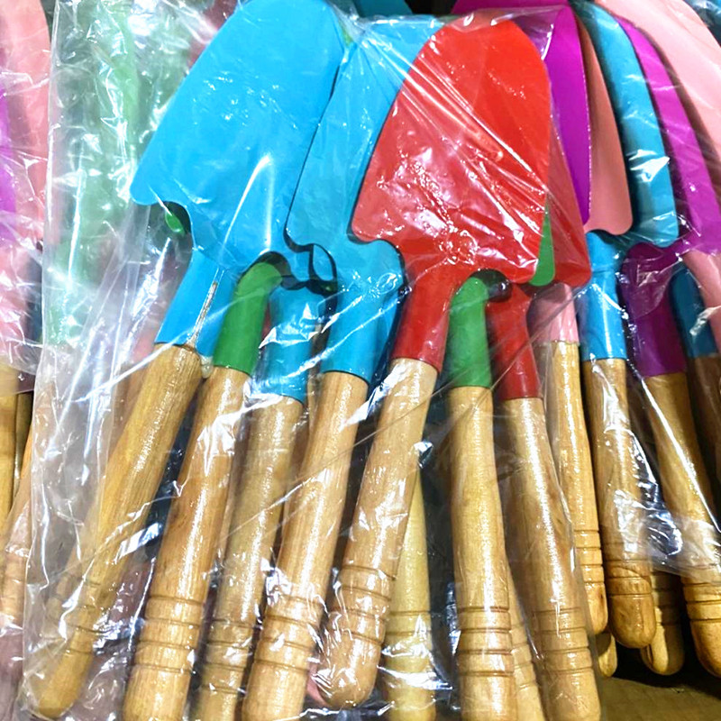 Cross-border small pointed iron shovel sand-digging tools, sand children's beach toys wholesale, outdoor children's play shovels, gardening, seaside shovels Specification image