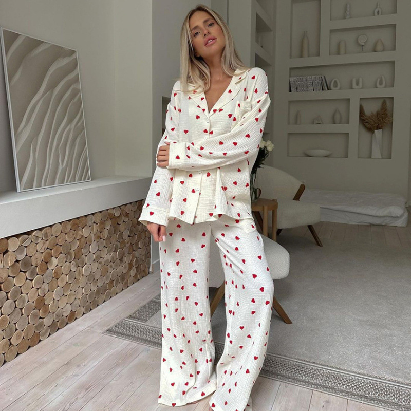 Cross-border European and American autumn 2024 new heart-shaped printed women's home wear loose long-sleeved long pants pajamas two-piece set
