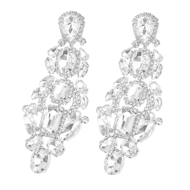 Cross-border European and American full-diamond long Earrings, luxurious, exaggerated irregular water diamond earrings, women 's personality, versatile and trendy accessories Earrings Application Scenario