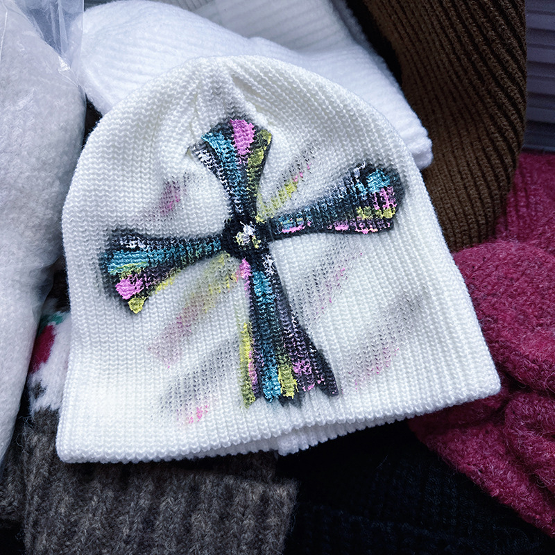 Korean agent purchase Dongdaemun autumn and winter new American retro cross knitted hat women's face-enhancing small woolen hat